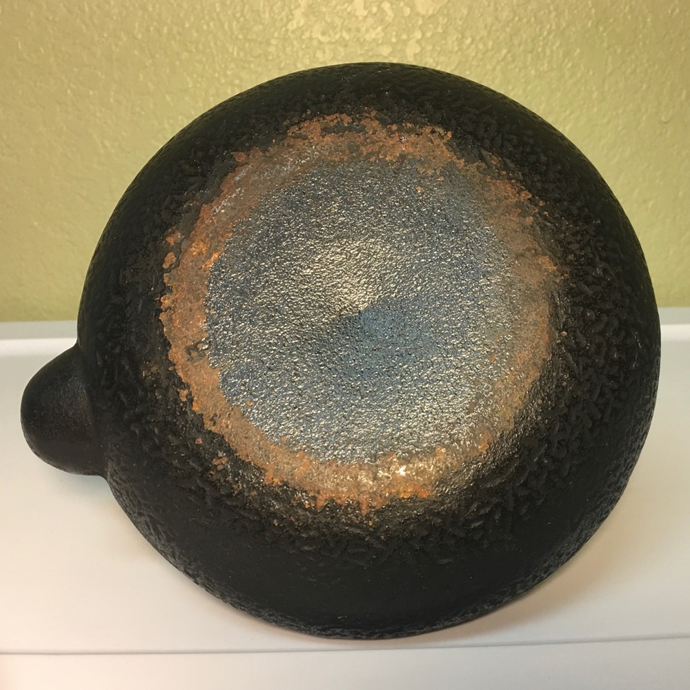 Cast Iron Japanese Tetsu Kyushu Tea Pot - Picture 6 of 12